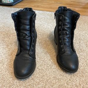 Heeled combat boots